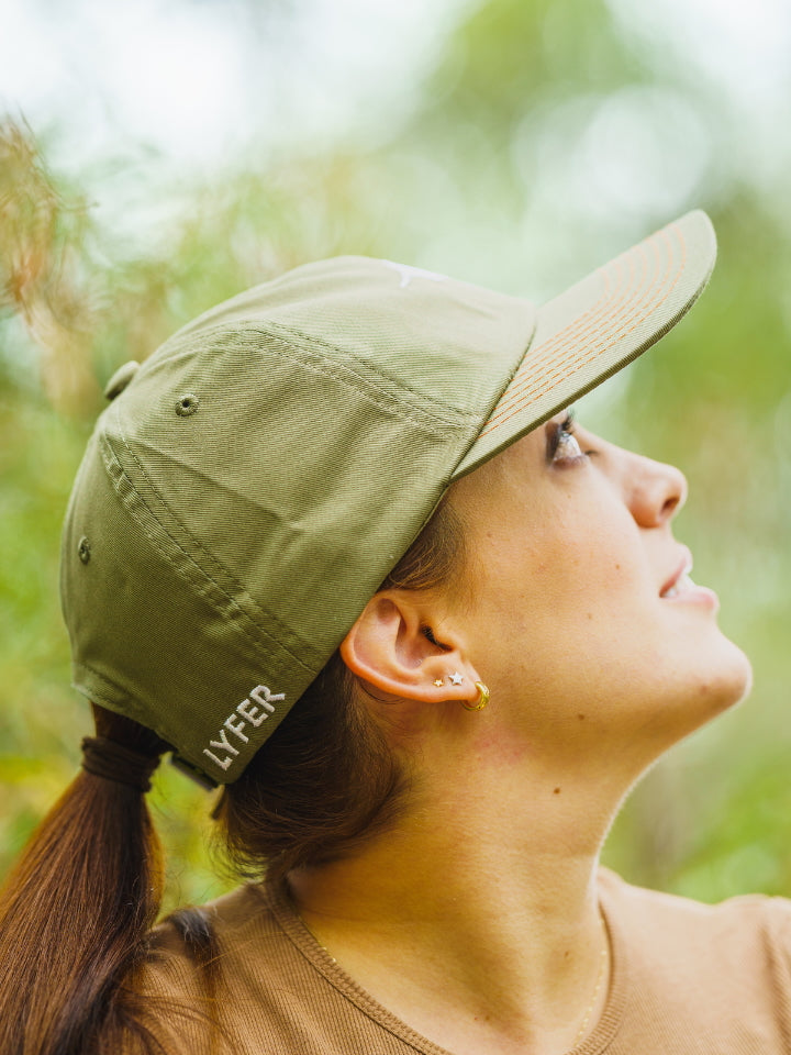 A birdwatching gift idea for Australian bird lovers—this gear blends comfort, style, and outdoor function.