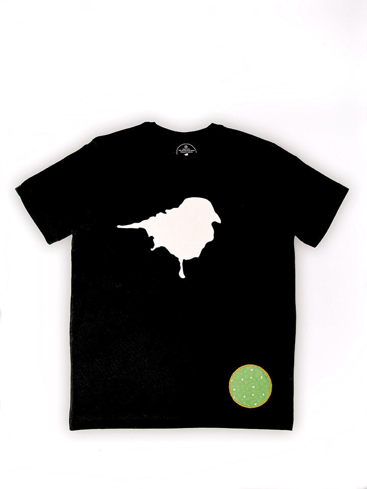 Australia's first lifestyle brand for bird-watchers, this shirt is a great gift for birdwatchers who live for time outdoors.